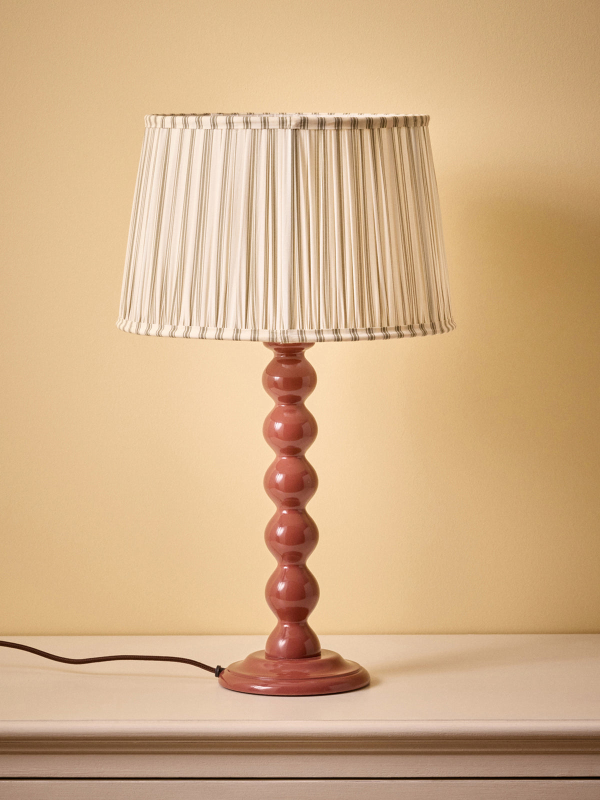 Pleated lamp shade with stripes - medium size