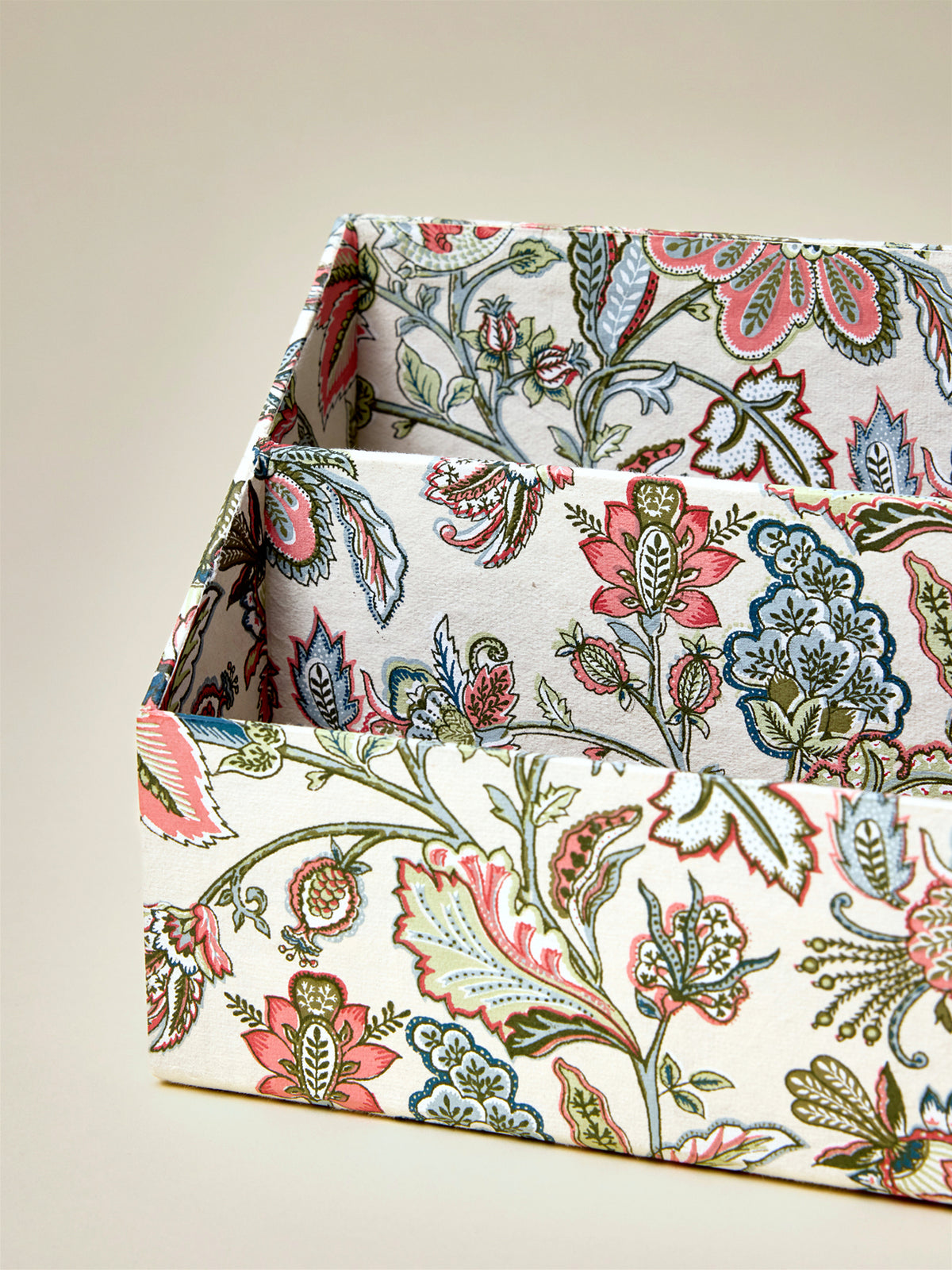 Paper letter organizer