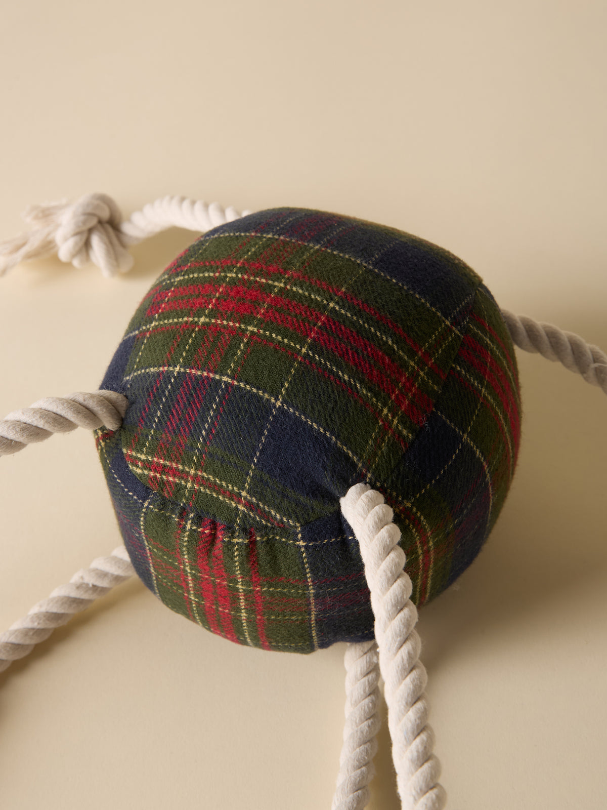 Tartan-print dog ball - Fancy Paws Collection