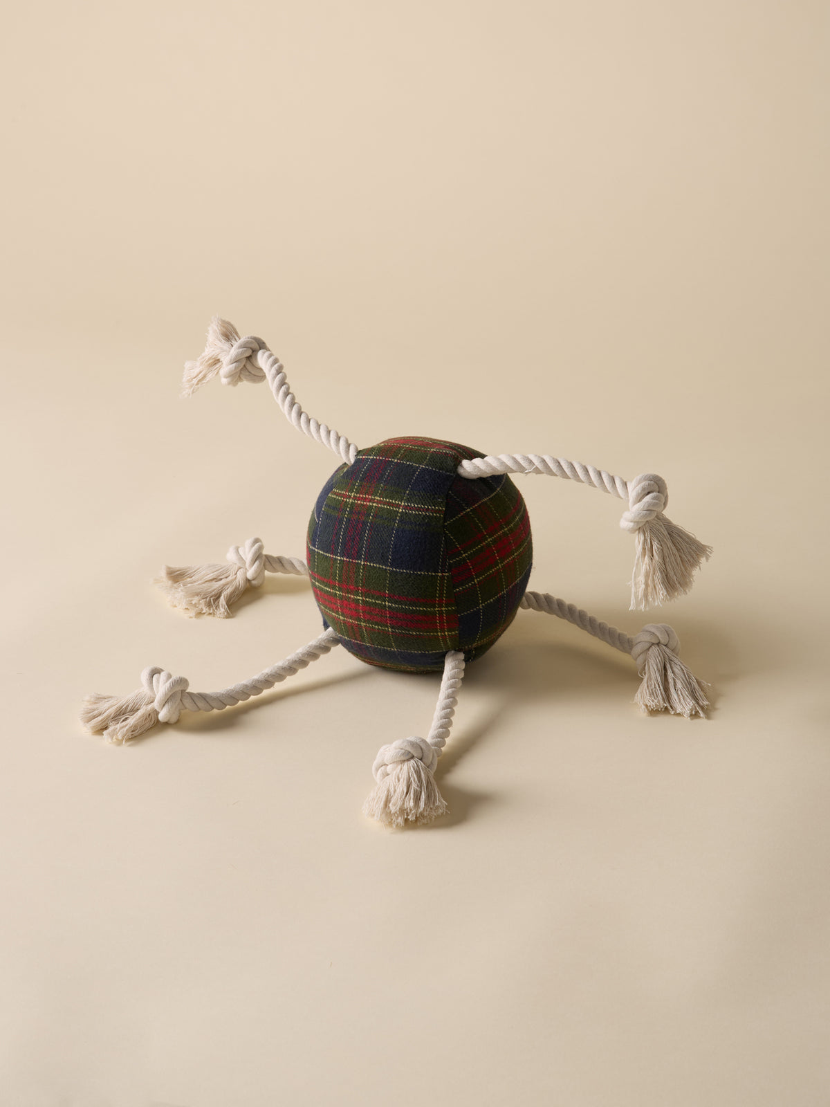 Tartan-print dog ball - Fancy Paws Collection