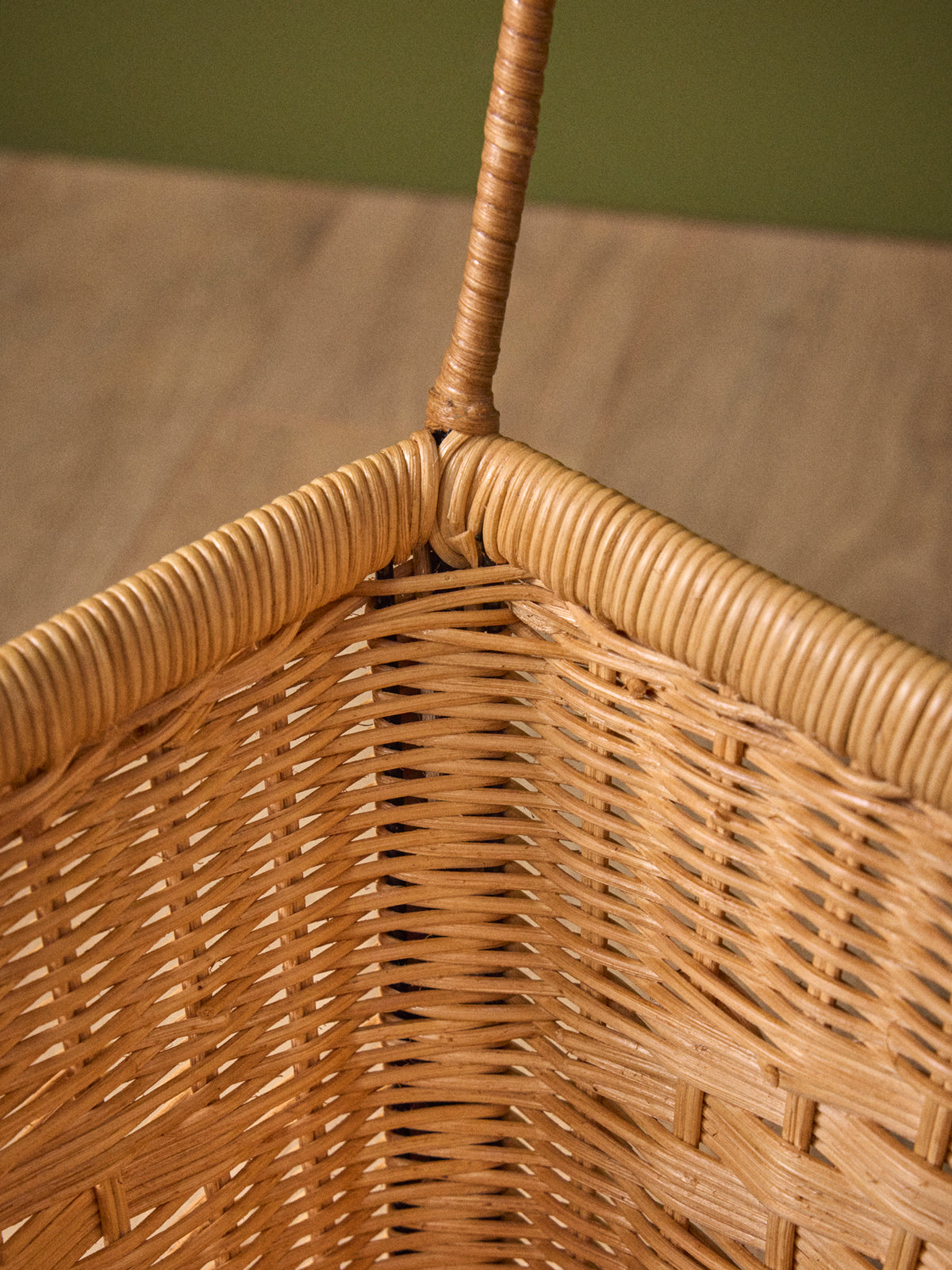 Children's wicker trolley