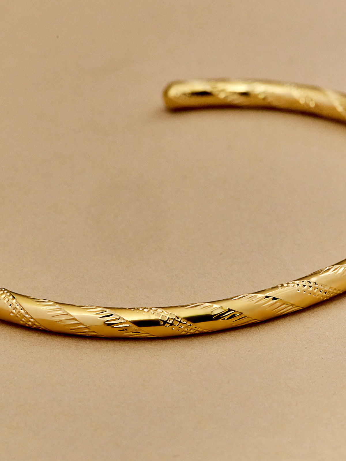 Debbie bangle bracelet - Cyrillus x Chic Alors Collection