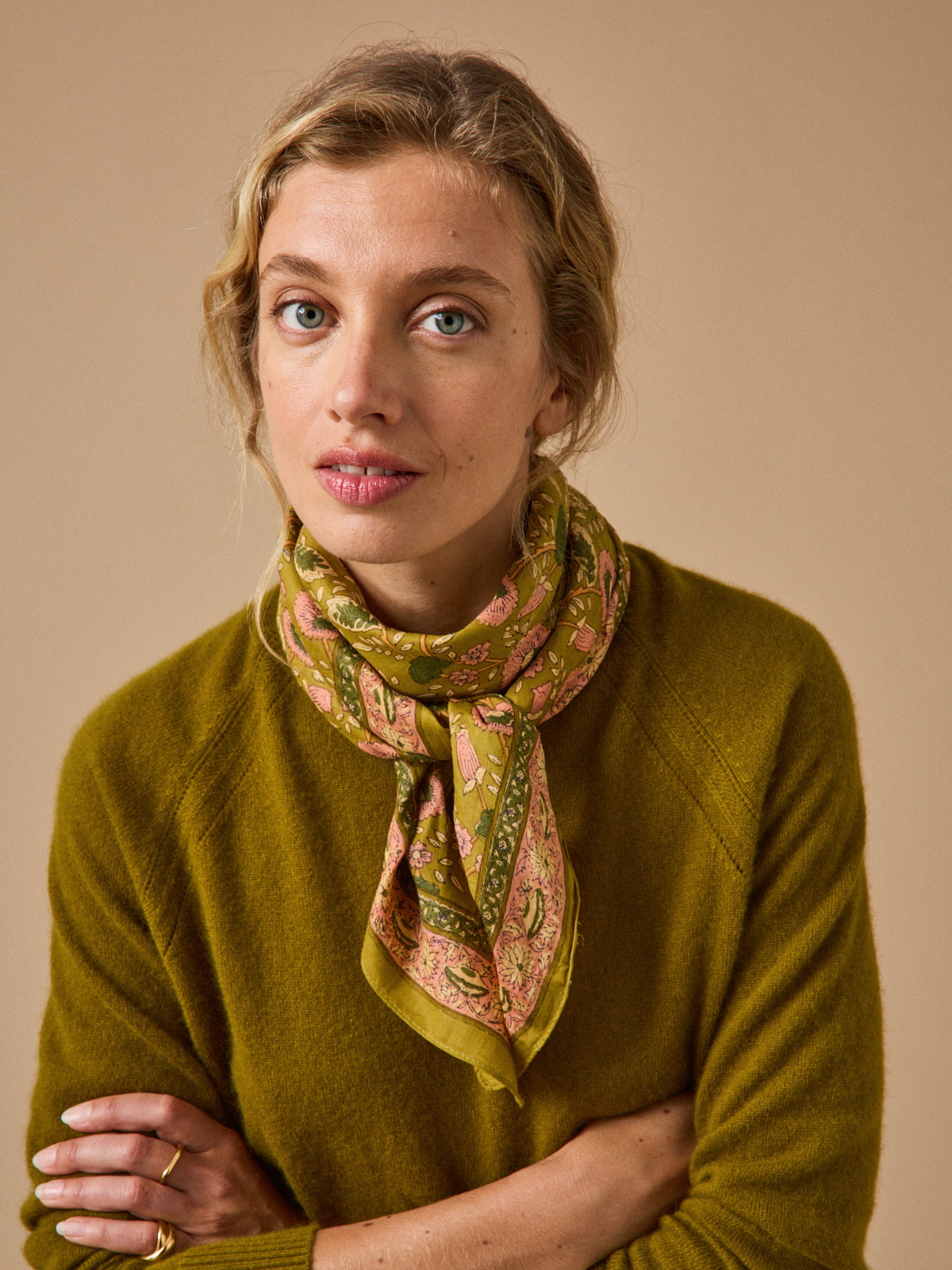 Women's floral print scarf