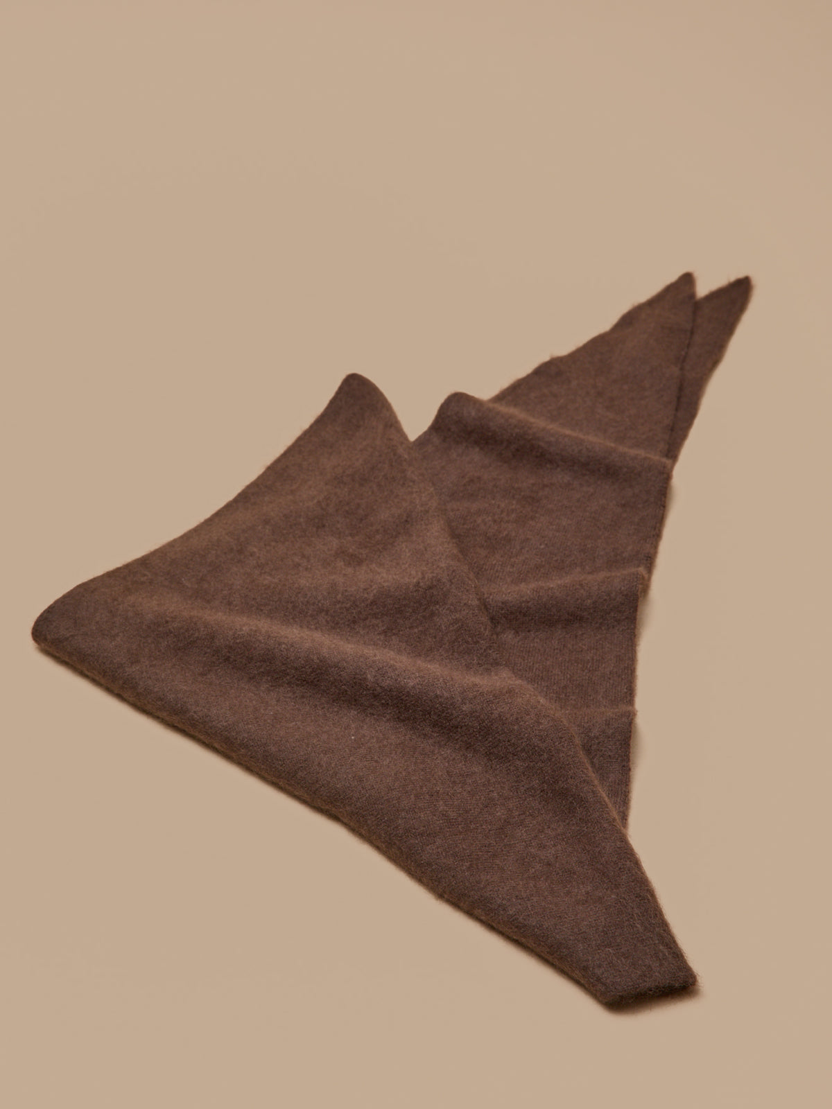 Écharpe triangle maille brossée femme