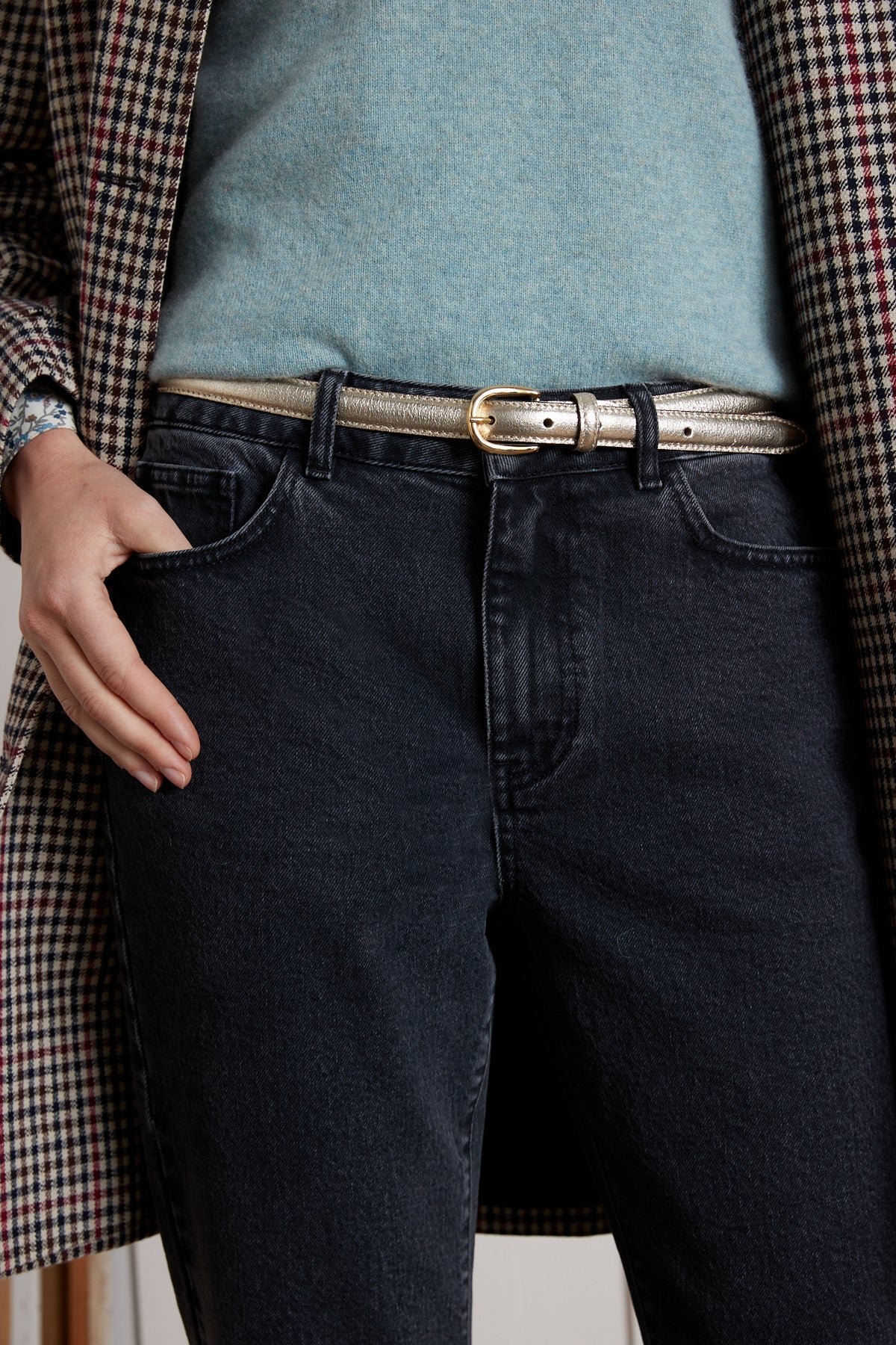 Women's narrow leather belt