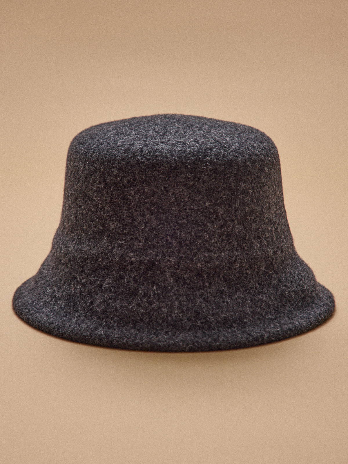 Women's wool cloche hat