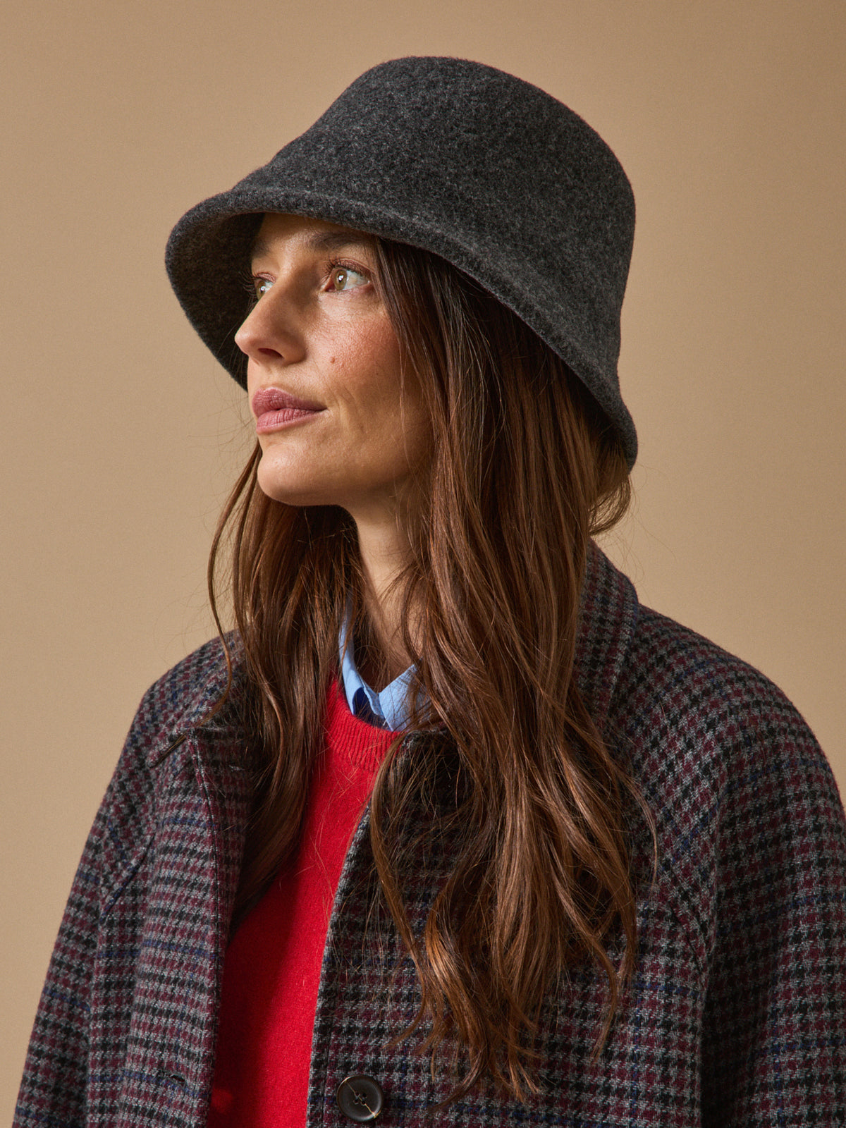 Women's wool cloche hat