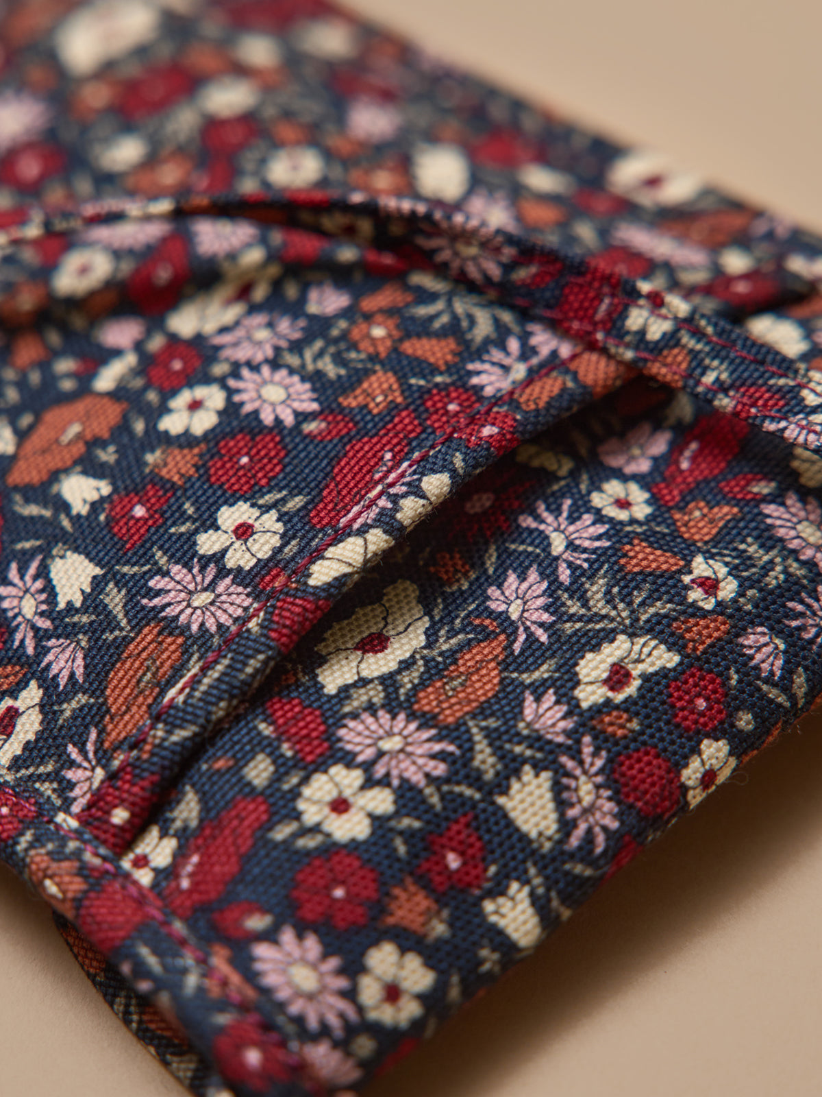 Pochette téléphone Petal&Daisy - Made with Liberty Fabrics