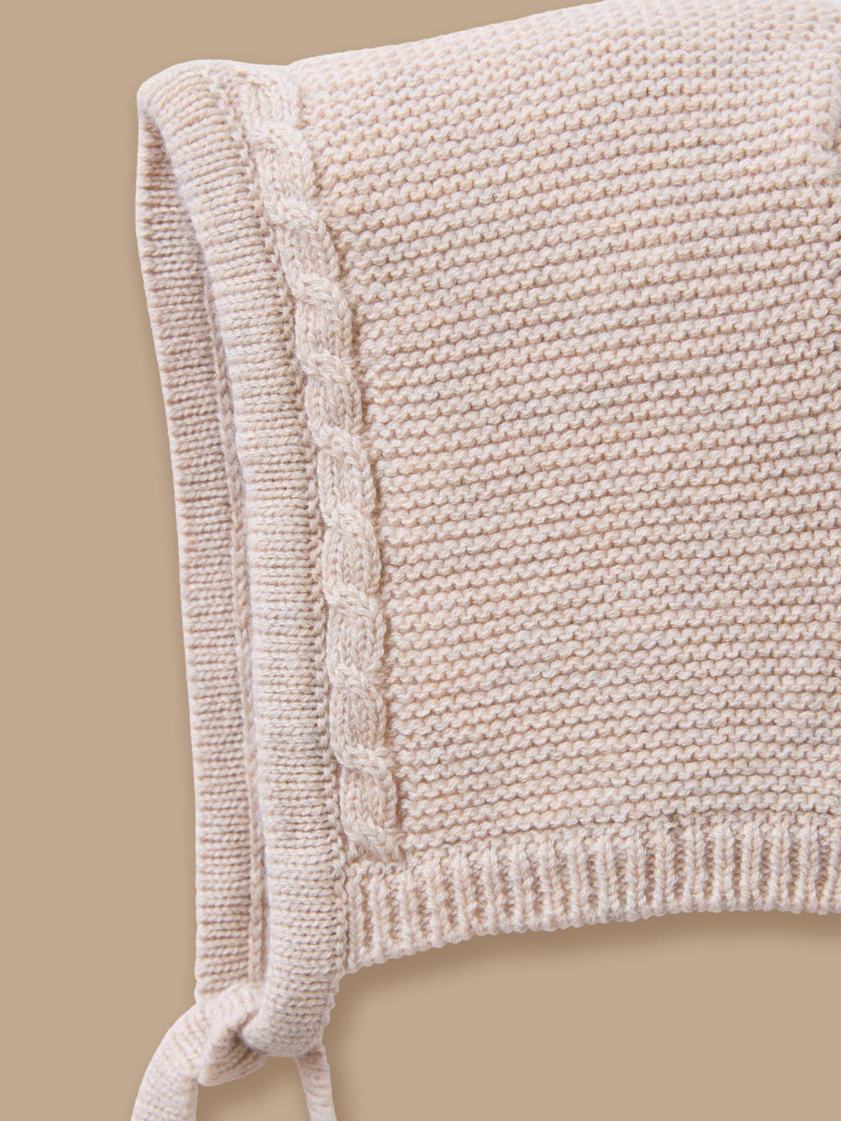Baby's cotton and wool bonnet