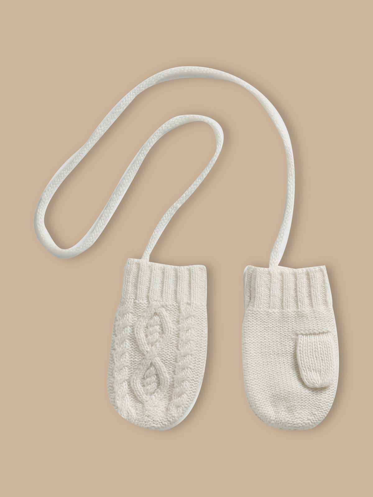 Baby's mittens
