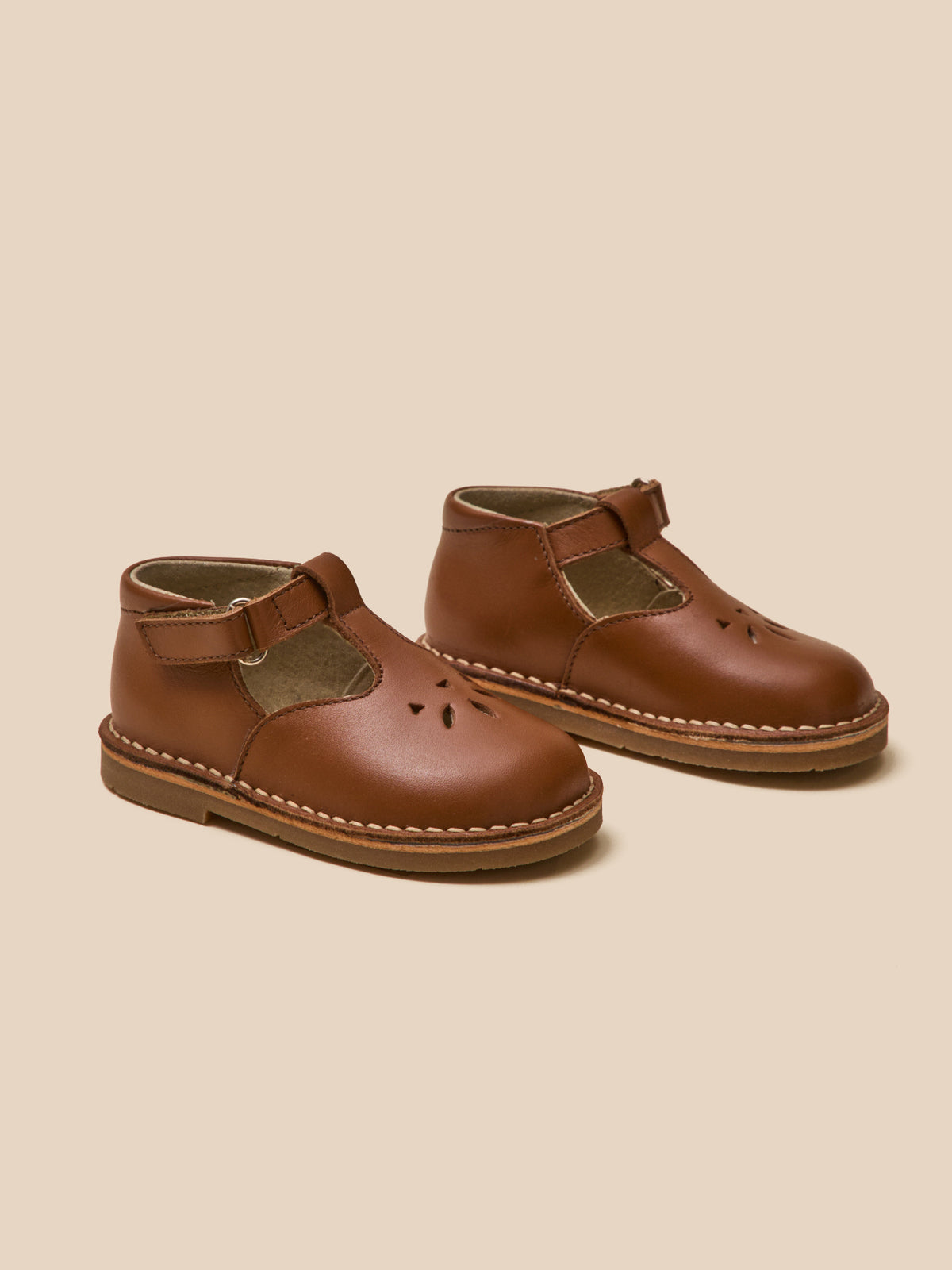 Baby's leather T-strap shoes