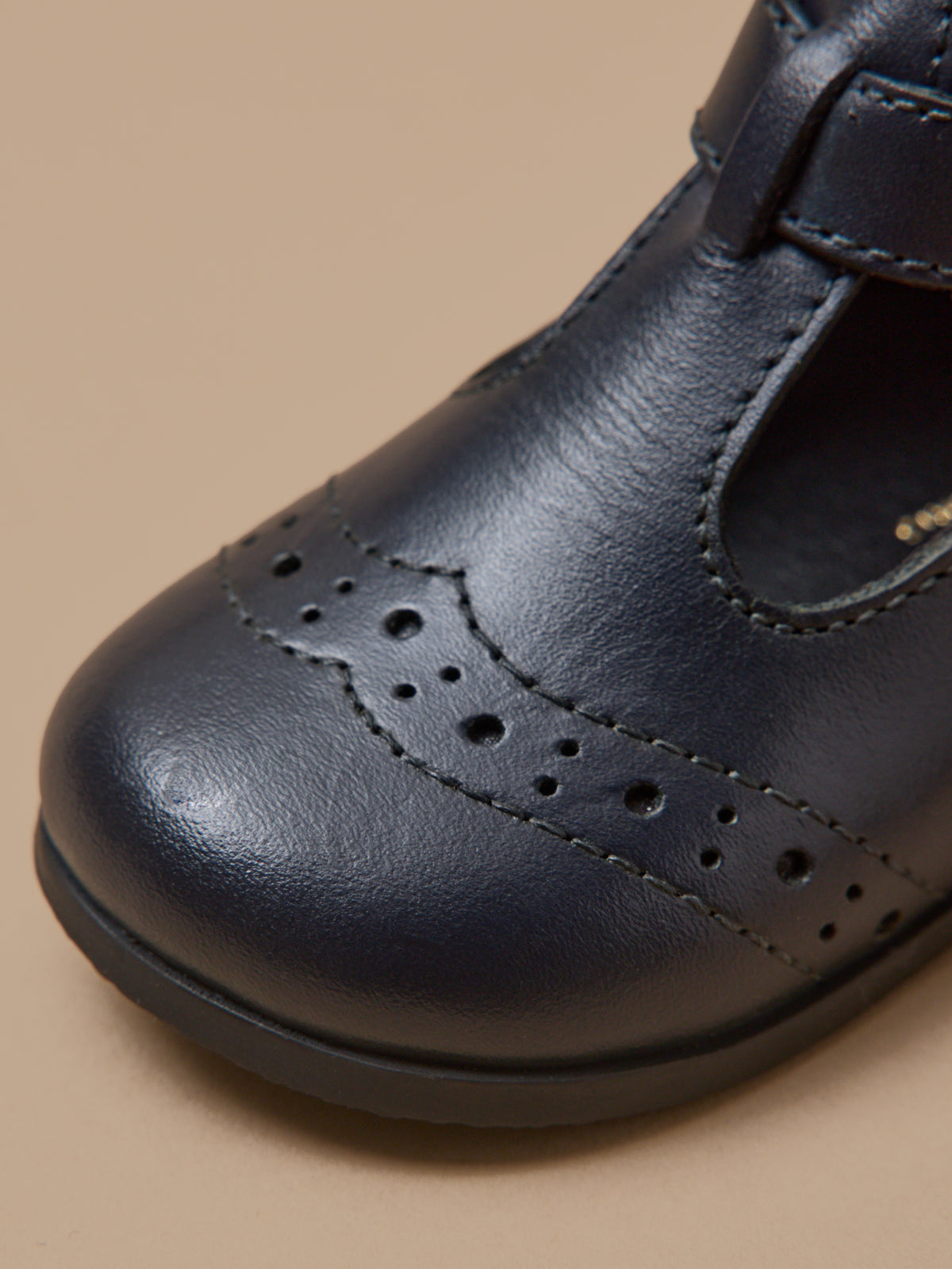 Baby's leather T-strap shoes