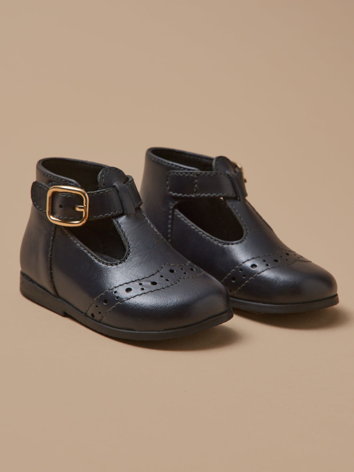 Baby's leather T-strap shoes