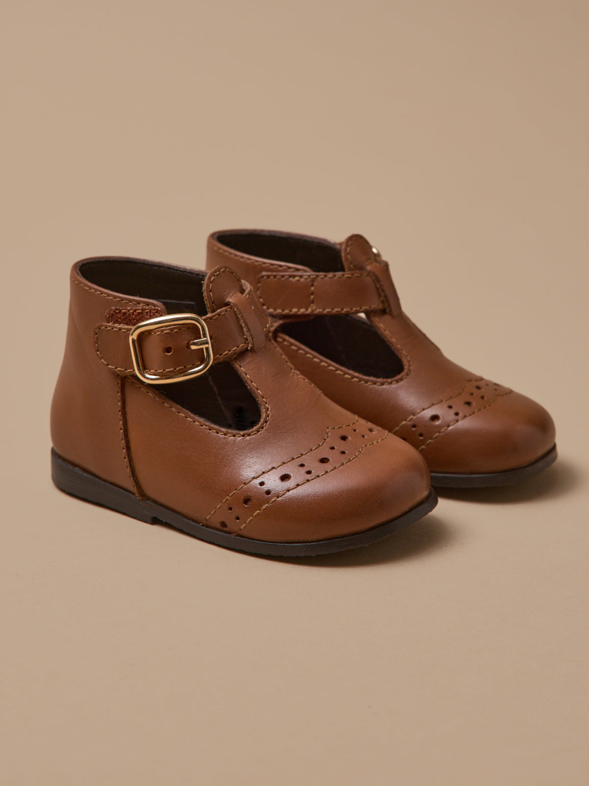 Baby's leather T-strap shoes