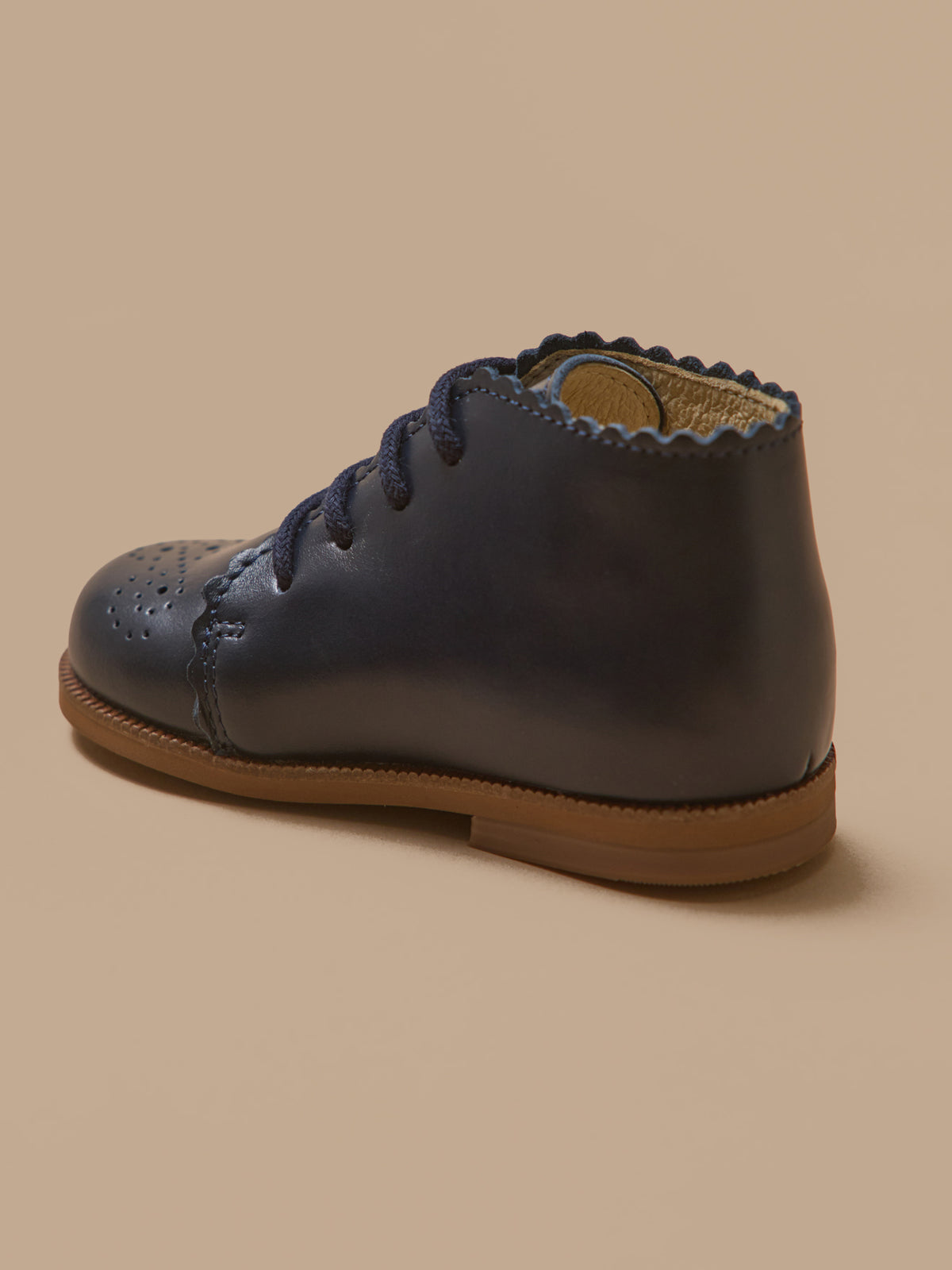 Bottines bout fleuri cuir bébé