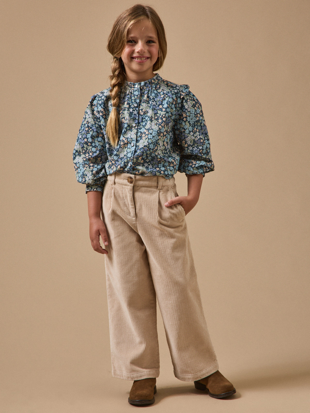 Girl's flared corduroy trousers