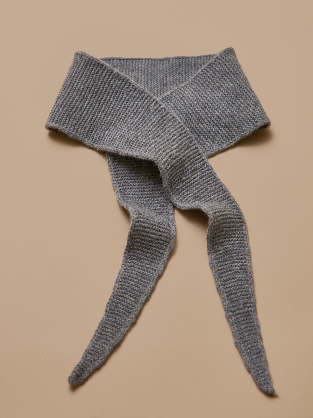 Girl's wool scarf