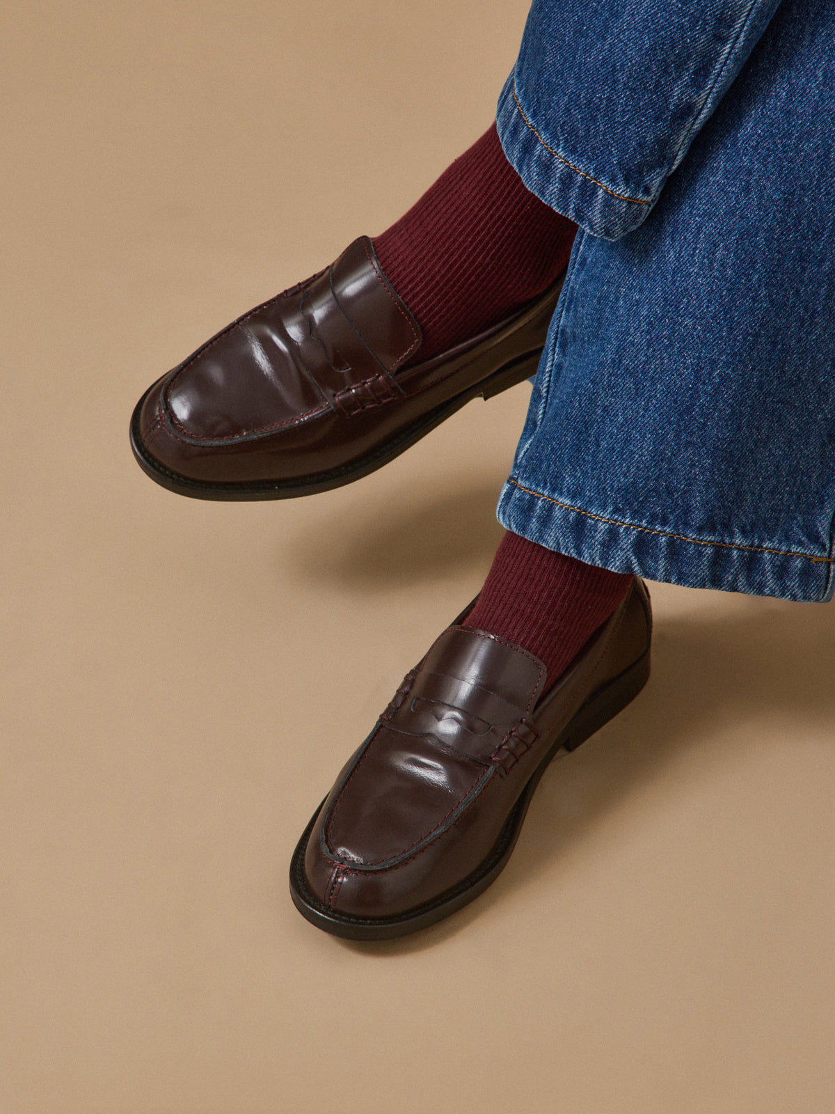 Girl's leather loafers