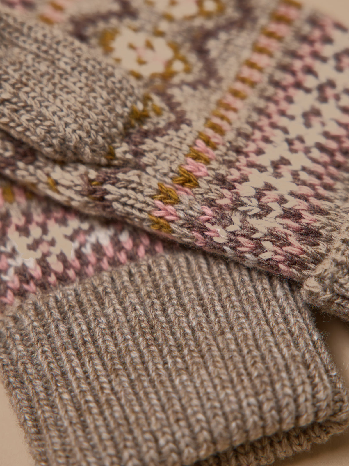 Child's jacquard mittens