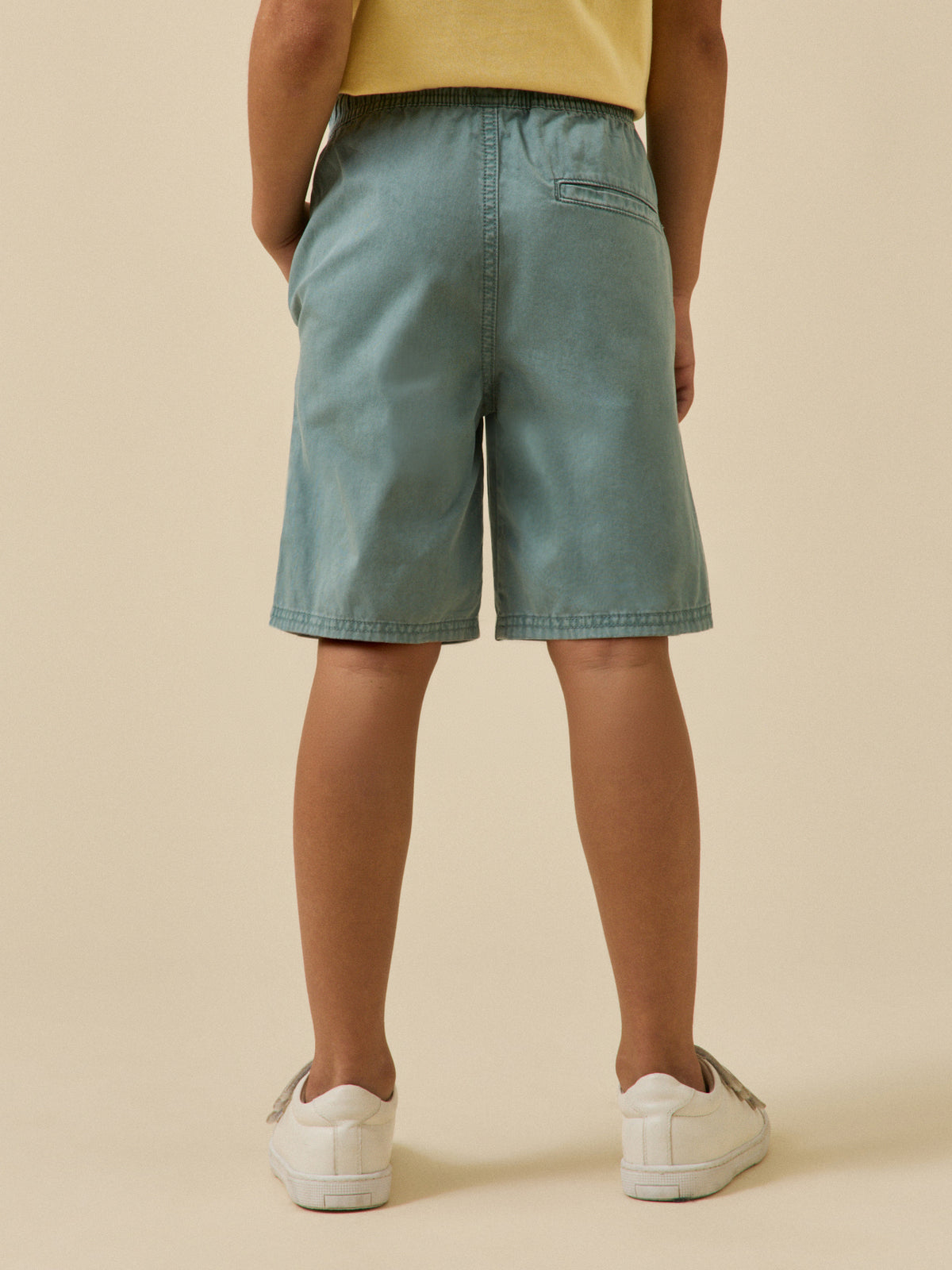 Boy's Bermuda shorts with elastic waistband