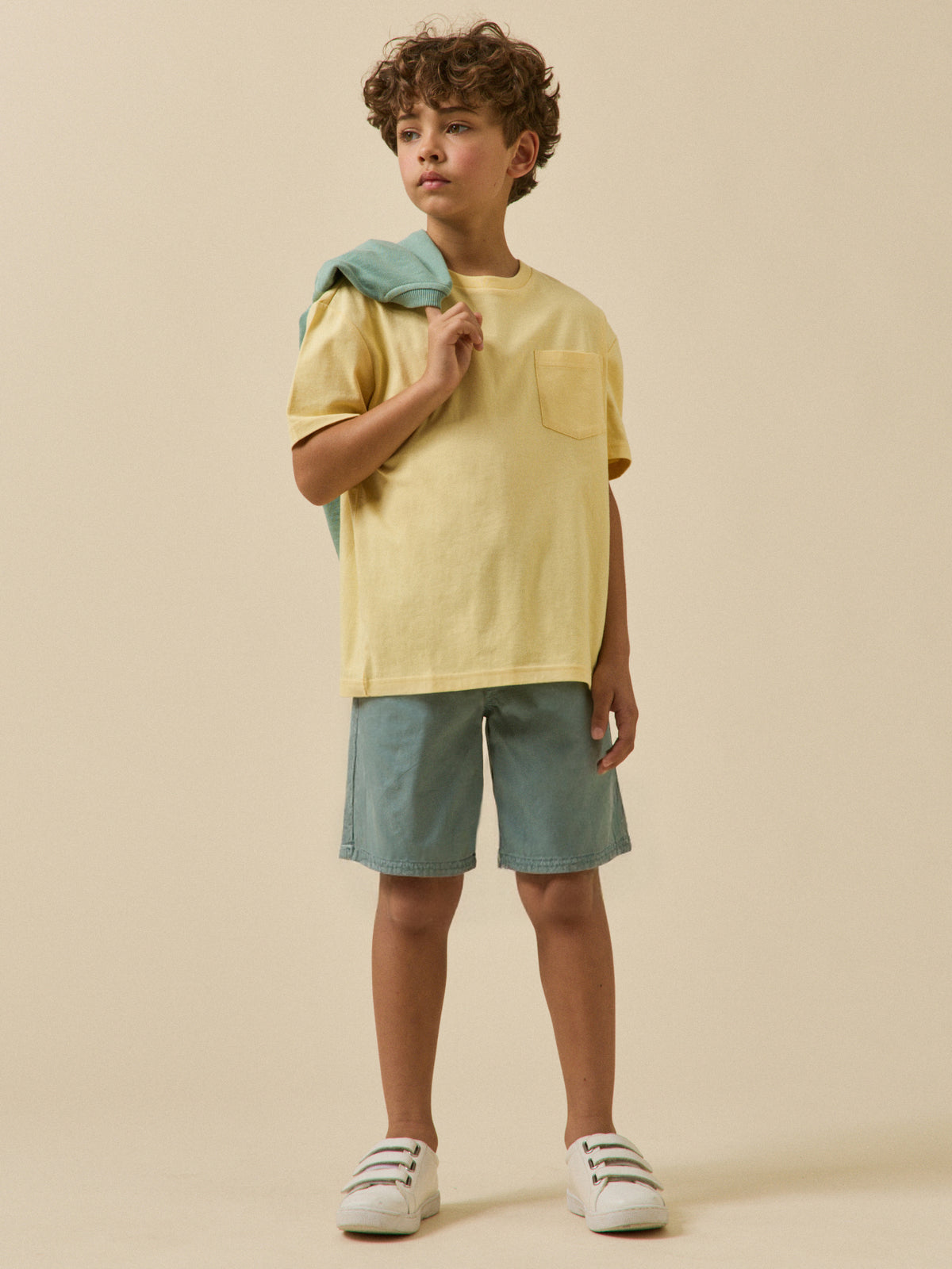 Boy's Bermuda shorts with elastic waistband