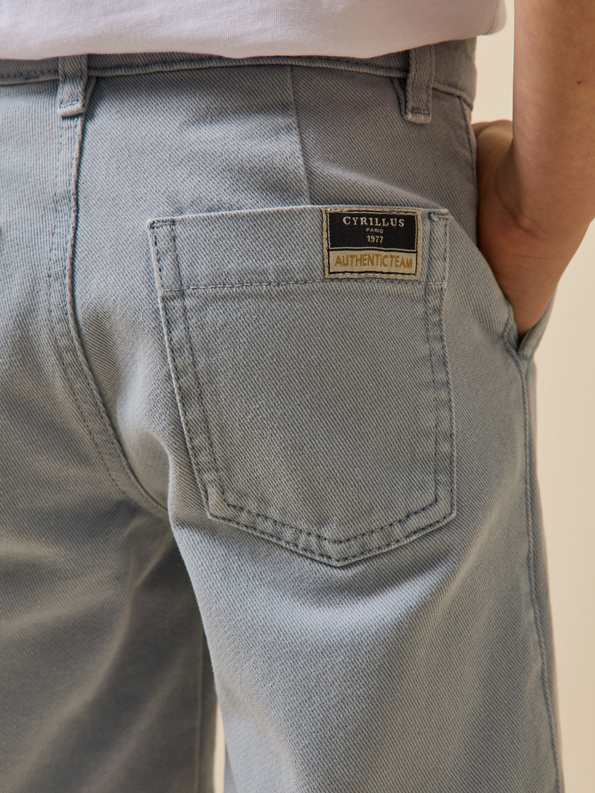Bermuda en denim coloré garçon