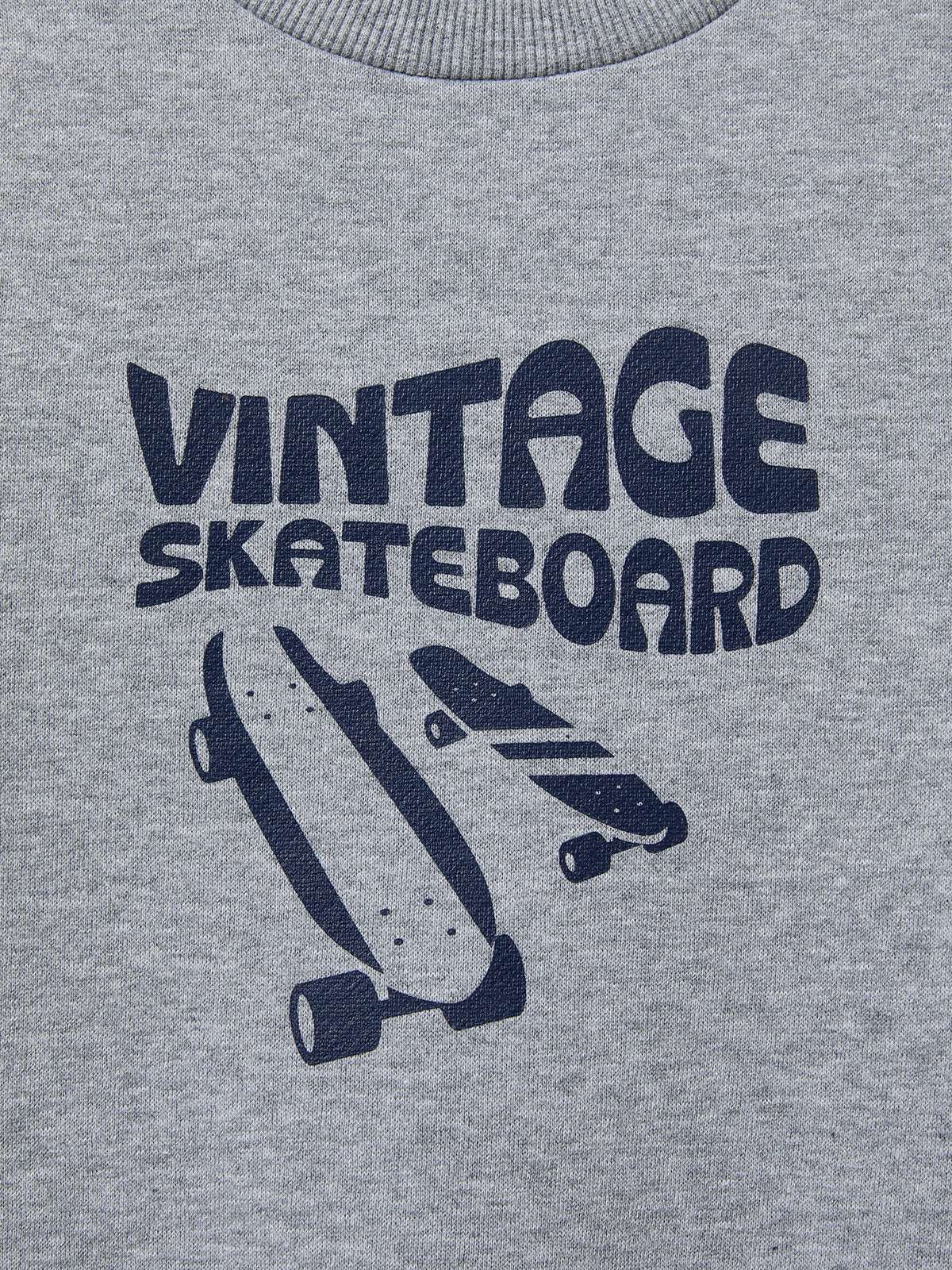 Boy's print fleece sweatshirt