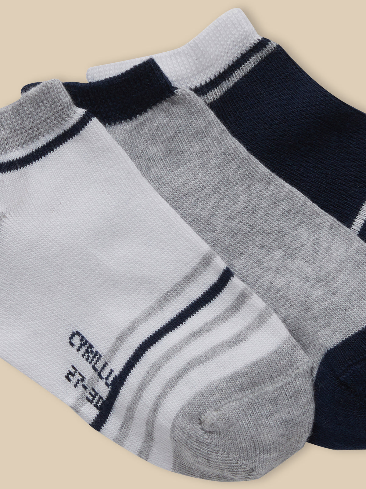 Pack of 3 pairs of boy's sports socks