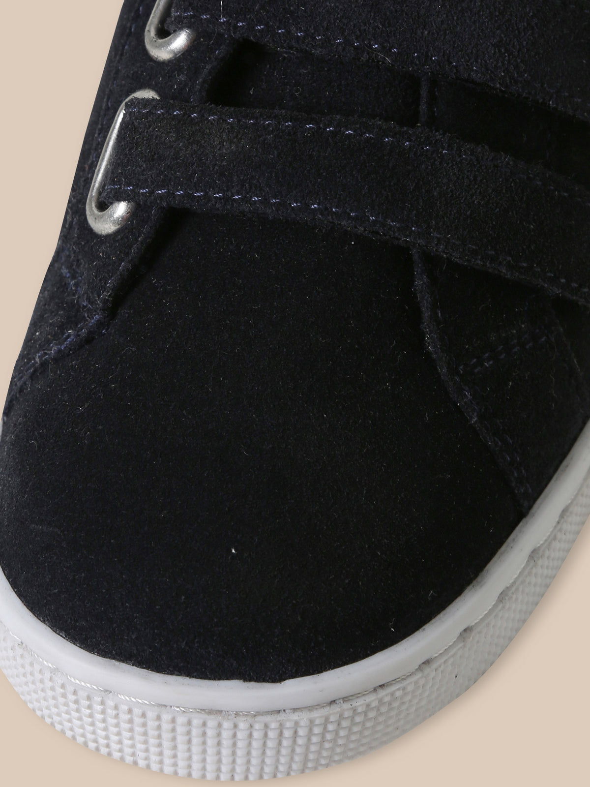 Boy's low split leather trainers